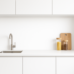 Crédence de cuisine blanc sur mesure. Livraison gratuite !