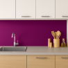 Crédence de cuisine violet foncé sur mesure. Livraison gratuite !